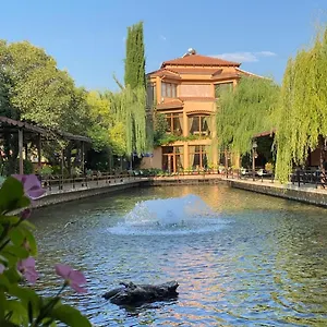 Rritja E Koranit Hotel